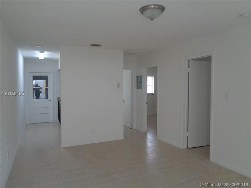 148 NW 14th Way in Dania Beach, FL - Building Photo