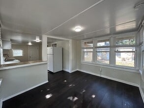 325 41st St N in St. Petersburg, FL - Building Photo - Building Photo