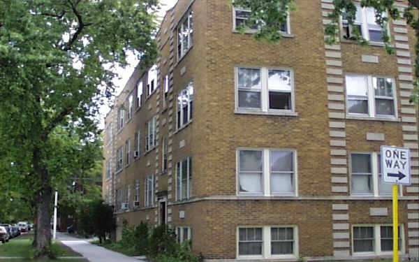 4457 N Saint Louis Ave in Chicago, IL - Building Photo