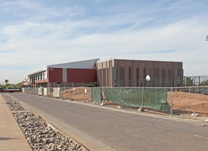 Lantana Hall in Mesa, AZ - Foto de edificio - Building Photo