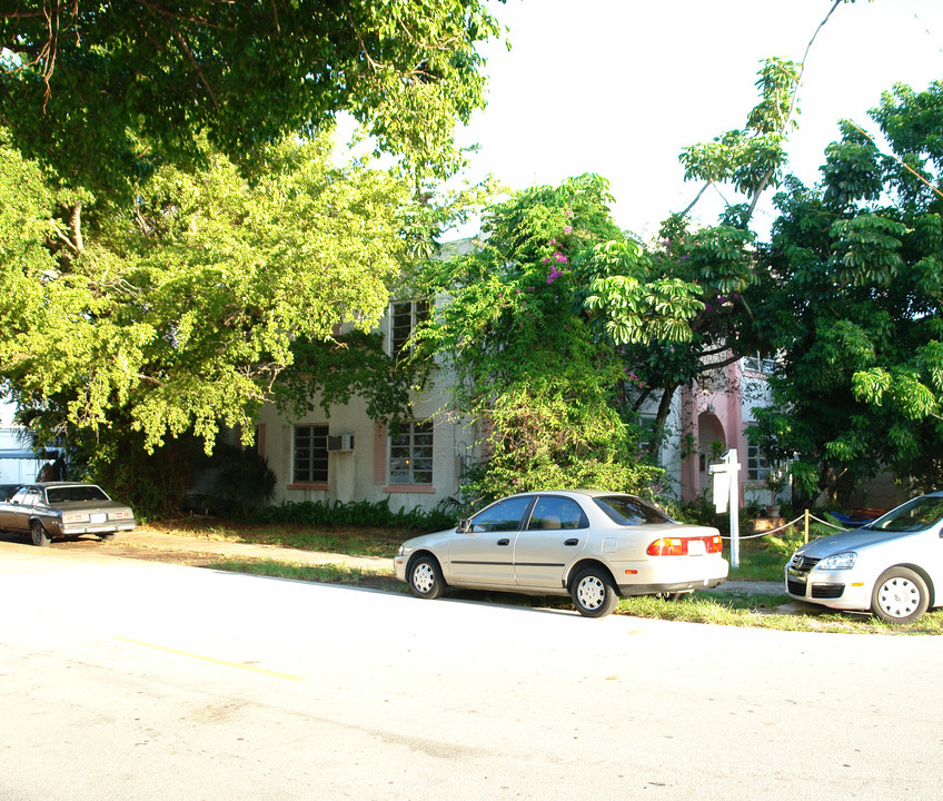 1141 SE 6th Ter in Fort Lauderdale, FL - Building Photo