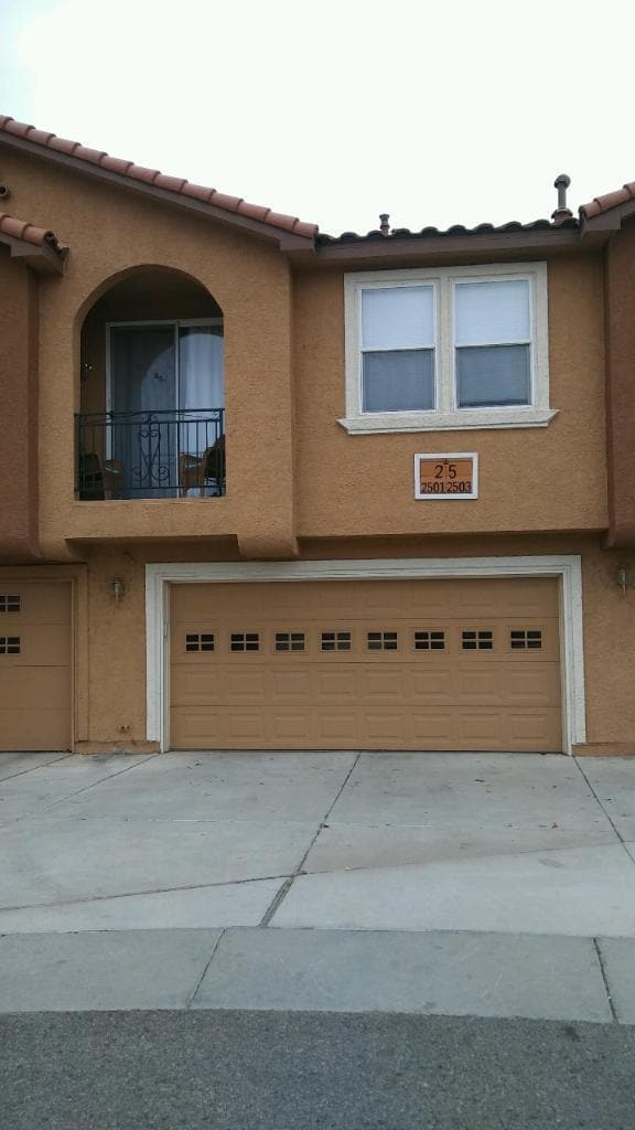 601 Menaul Blvd NE in Albuquerque, NM - Building Photo - Building Photo