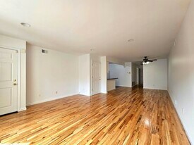 113 Palisade Ave in Jersey City, NJ - Building Photo