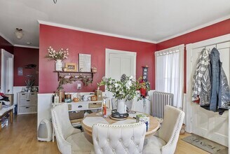 30 Spruce St, Unit 1 in Clinton, MA - Building Photo - Building Photo