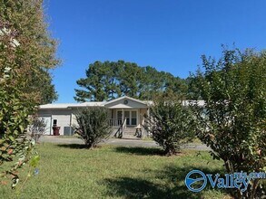 20220 E Limestone Rd in Athens, AL - Building Photo - Building Photo