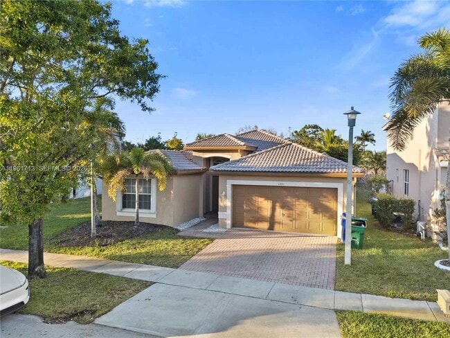 property at 17491 SW 33rd St