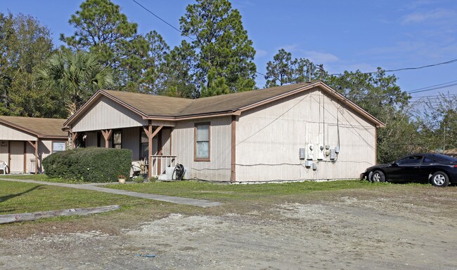 3423-3431 Orchard Wood Rd in Panama City, FL - Foto de edificio - Building Photo