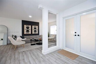 3149 NW 71st Ave in Margate, FL - Building Photo - Building Photo