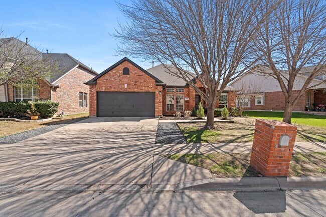 8664 Glenburne Dr in Fort Worth, TX - Building Photo - Building Photo