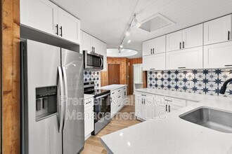 5905 E Maplewood Ave in Centennial, CO - Building Photo - Building Photo