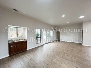 806 Cresside Ln in Richardson, TX - Building Photo - Building Photo