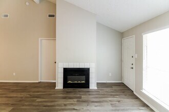 3819 Old Post Rd in Houston, TX - Building Photo - Building Photo