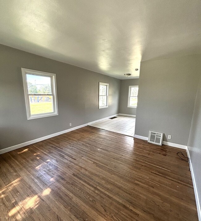 property at 1254 W Mullan Ave