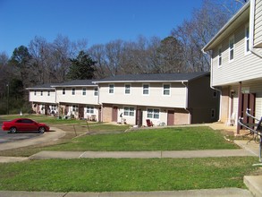 Heflin Oaks Apartments in Heflin, AL - Building Photo - Building Photo