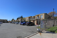 Vista de Helix in Spring Valley, CA - Building Photo - Building Photo