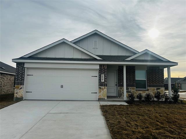 property at 2027 Stable Ln