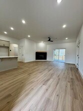 16 Doon Cir in Bella Vista, AR - Foto de edificio - Building Photo