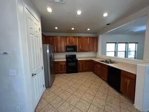 8562 N 63rd Dr in Glendale, AZ - Building Photo - Building Photo