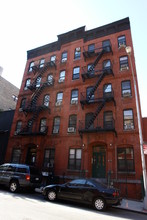 442-444 W 54th St in New York, NY - Building Photo - Building Photo