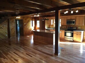 127 Baines Ln in Jonesborough, TN - Building Photo - Building Photo