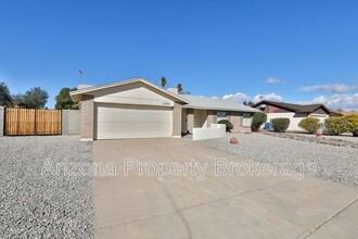 12808 N 47th Ave in Glendale, AZ - Building Photo - Building Photo