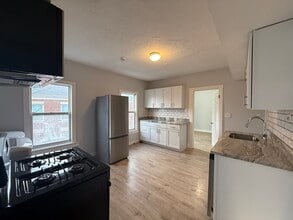 5 Winthrop St in Worcester, MA - Building Photo - Building Photo