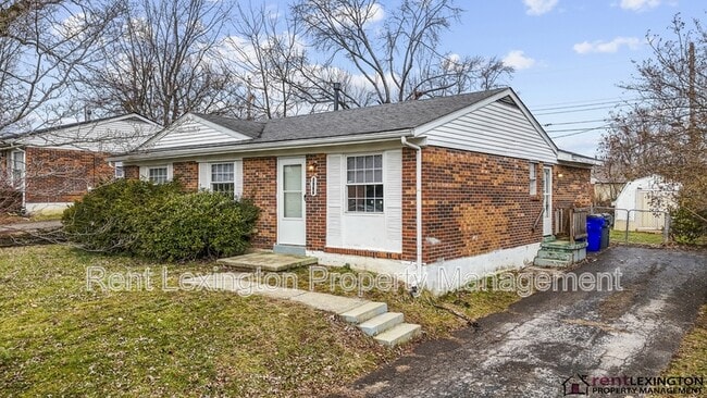 property at 3966 Northampton Dr