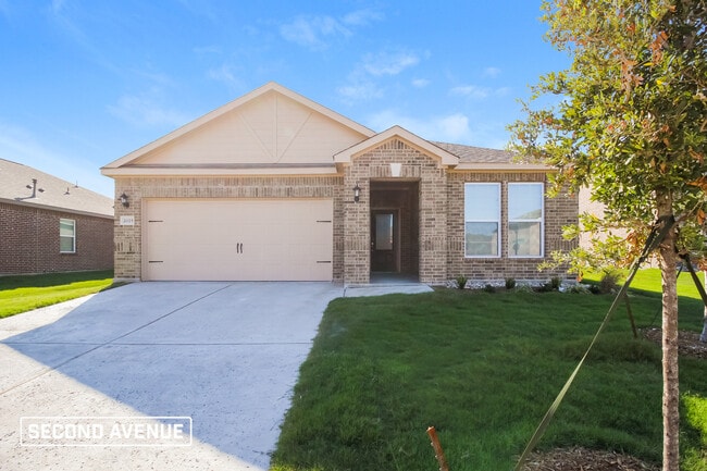 property at 2025 Erlinda Dr