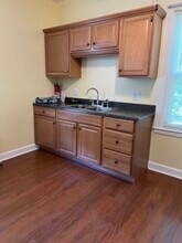 4 Grove St in Westport, MA - Building Photo - Building Photo