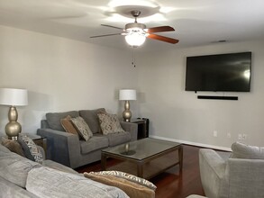 433 Dukes Hill Rd in Columbia, SC - Building Photo - Building Photo