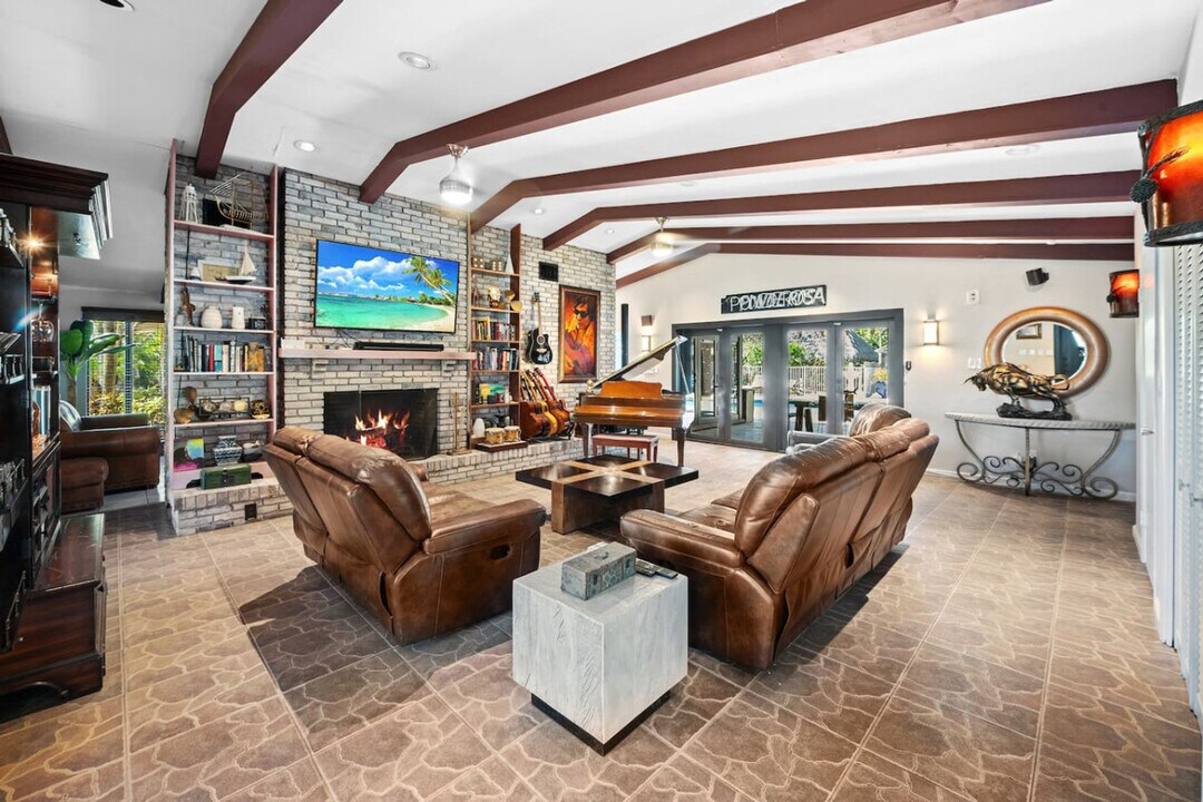 4501 Briarcliff Ln in Coconut Creek, FL - Building Photo