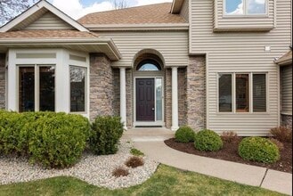 12452 Alise Pl in Eden Prairie, MN - Building Photo - Building Photo