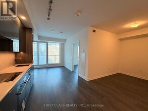 28 Freeland St in Toronto, ON - Building Photo - Building Photo