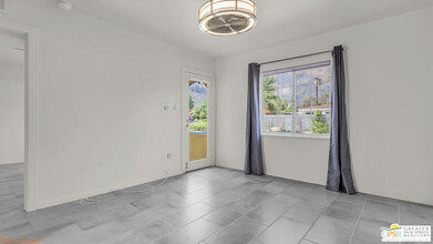 516 S Calle Santa Rosa in Palm Springs, CA - Building Photo - Building Photo