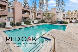 7810 Topanga Canyon Blvd in Los Angeles, CA - Building Photo - Building Photo
