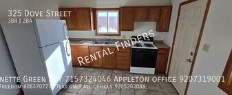 325 Dove St in Oshkosh, WI - Building Photo