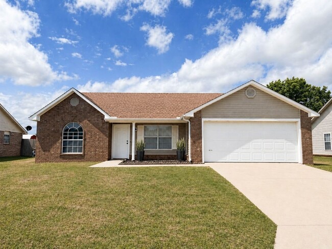 property at 175 Ridgecrest Dr