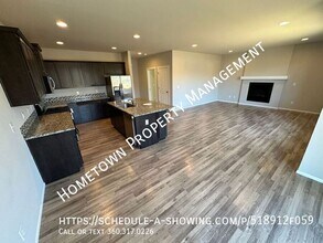 6918 Honeylocust Ct NE in Lacey, WA - Building Photo - Building Photo