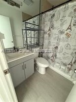 5301 W 22nd Ct, Unit # 5301 in Hialeah, FL - Building Photo