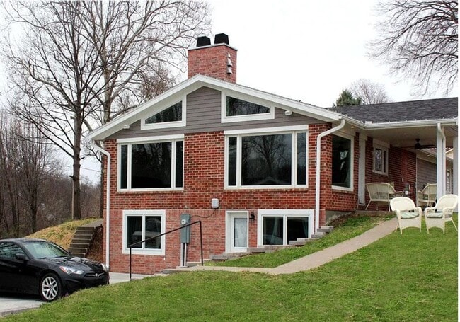 520 Washington St in Atchison, KS - Foto de edificio - Building Photo