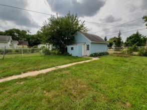 137 Hope Ave in Waterloo, IA - Building Photo - Building Photo