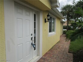 8677 Erice Ct in Naples, FL - Building Photo