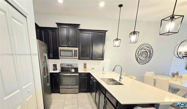 983 Splash Shot Pl in Davenport, FL - Building Photo - Building Photo