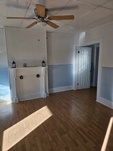 421 Tazewell Ave, Unit 421 Cape Charles in Cape Charles, VA - Foto de edificio - Building Photo