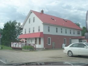 789 Meadows Rd in Jefferson, NH - Building Photo