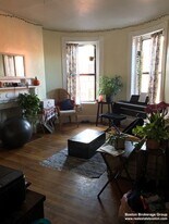 26 Symphony Rd, Unit 3 in Boston, MA - Building Photo