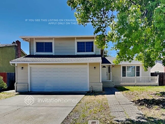 property at 226 Gentry Cir