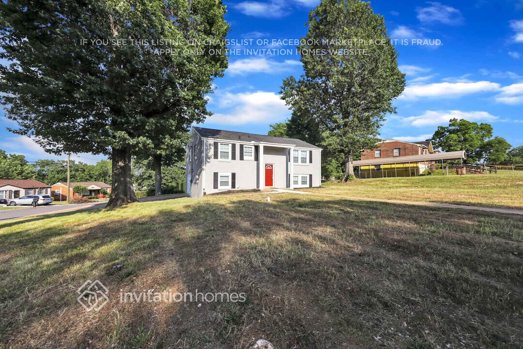 3331 Panorama Dr in Nashville, TN - Building Photo