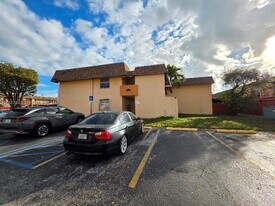 810 SW 129th Pl in Miami, FL - Building Photo