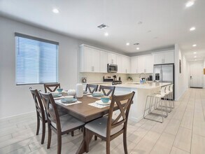 11343 S 50th Ave in Laveen, AZ - Foto de edificio - Building Photo